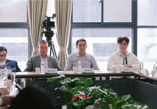 雷軍：我在武大雷軍班的班會(huì)上發(fā)言