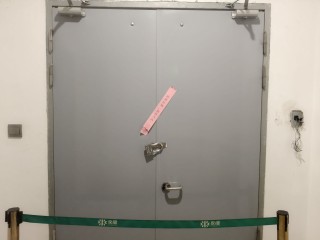 迷失的永坤黃金：投資者無法提款，客服電話關(guān)機，公司樓層貨梯通道已被封