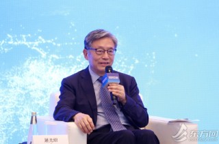 屠光紹：在AI運(yùn)用上，金融機(jī)構(gòu)要做好投資人和消費(fèi)者之間的平衡