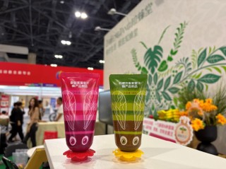 汪小菲試吃，安慕?？缃纭诤貌?huì)，逛著逛著就吃飽了