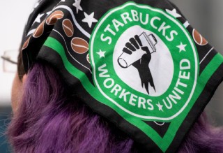 星巴克工會拒絕公司每年至少加薪2%的提議：福利不明確