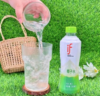 椰子水IF沖擊港交所，但價(jià)格戰(zhàn)它還沒玩明白