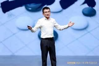 炸裂！章老師在上海前灘 “吹個大氣泡”，三只松鼠120 億之上潛力幾何？